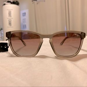 Grey/Taupe QUAY Hardwire (Polarized) Sunglasses NWT